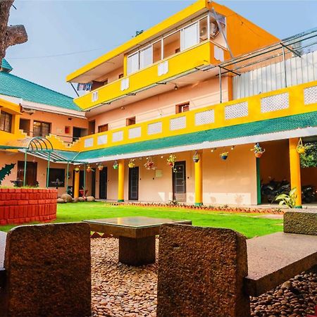 La Courtyard Otel Pondicherry Dış mekan fotoğraf