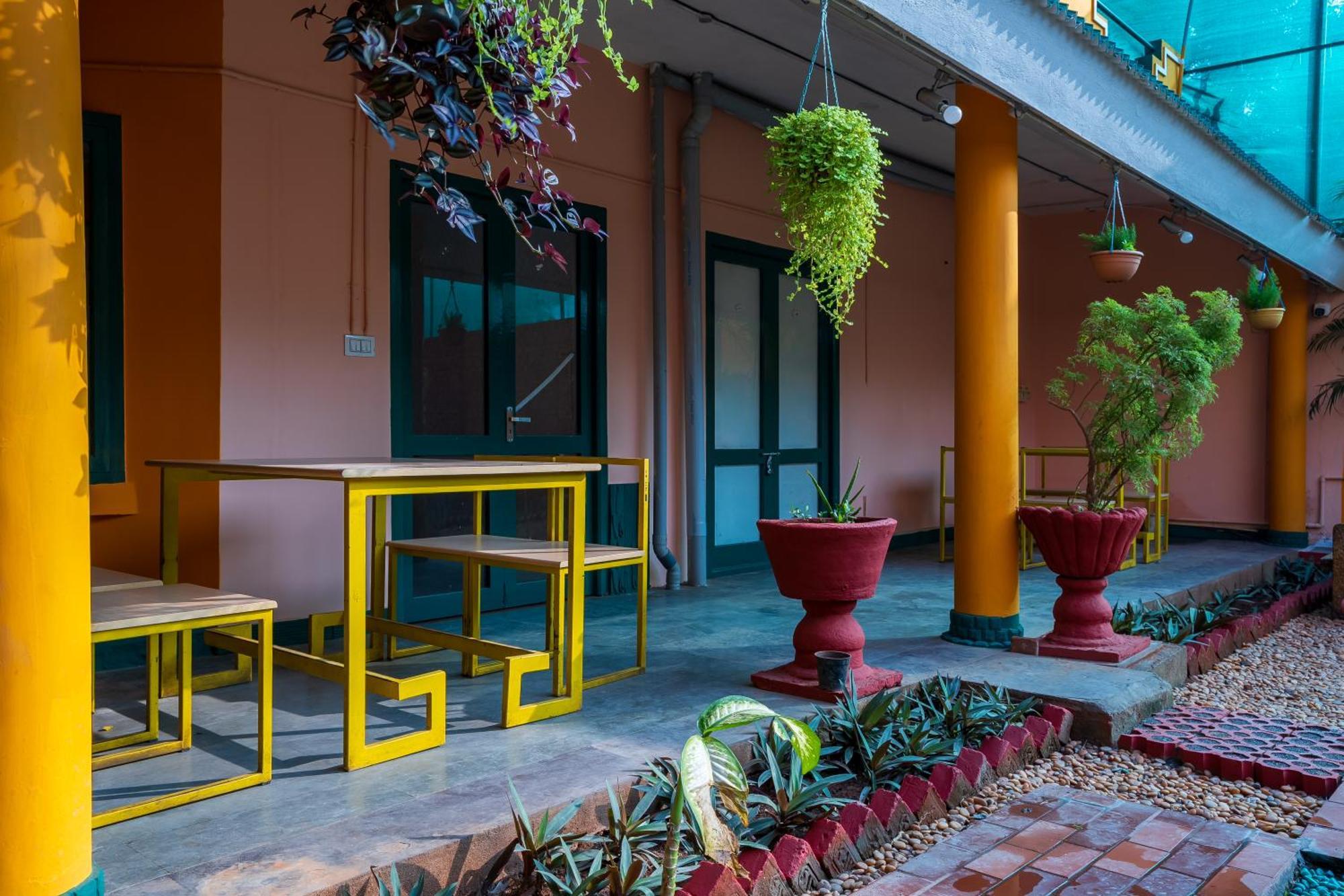 La Courtyard Otel Pondicherry Dış mekan fotoğraf