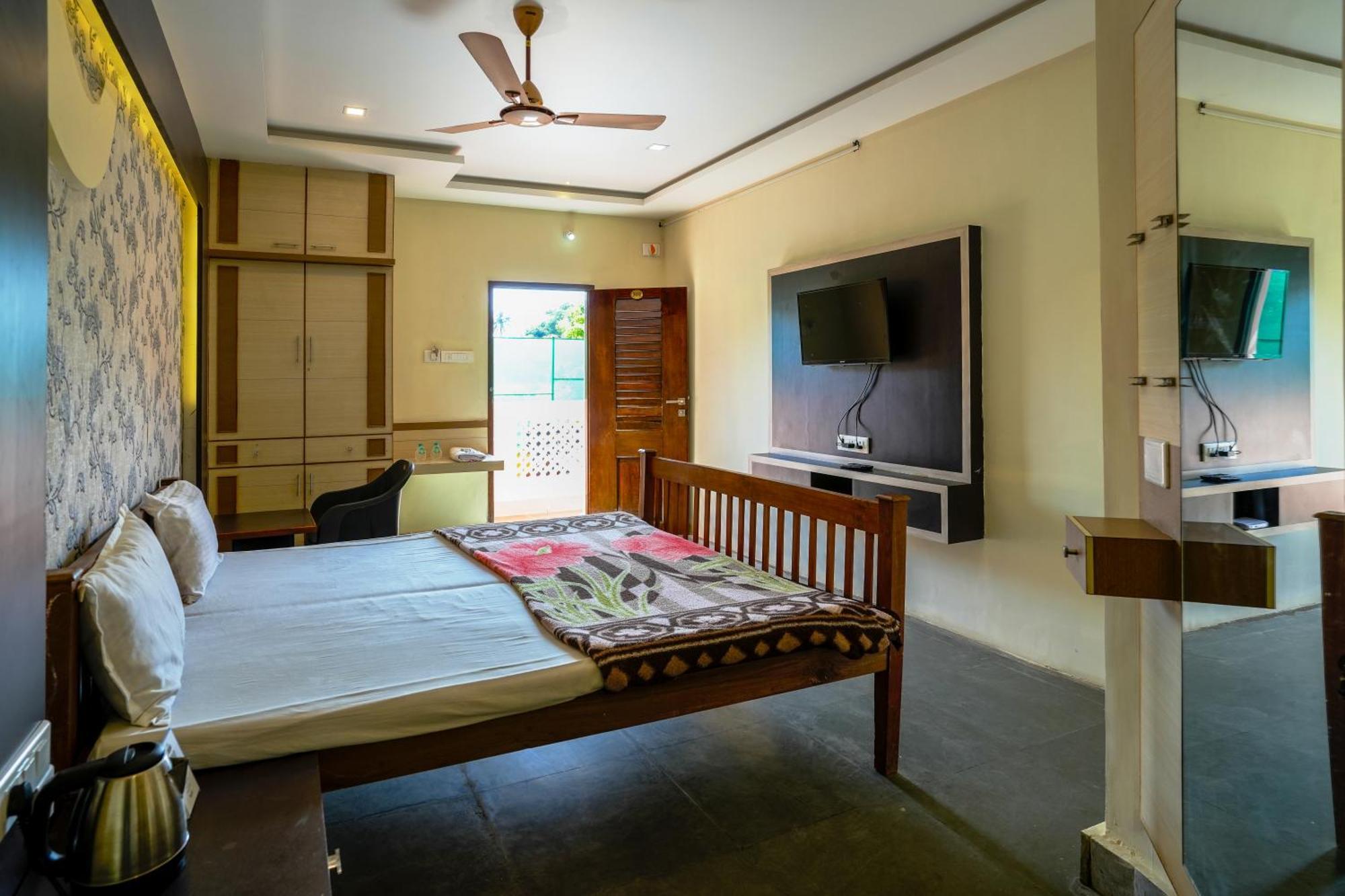 La Courtyard Otel Pondicherry Dış mekan fotoğraf