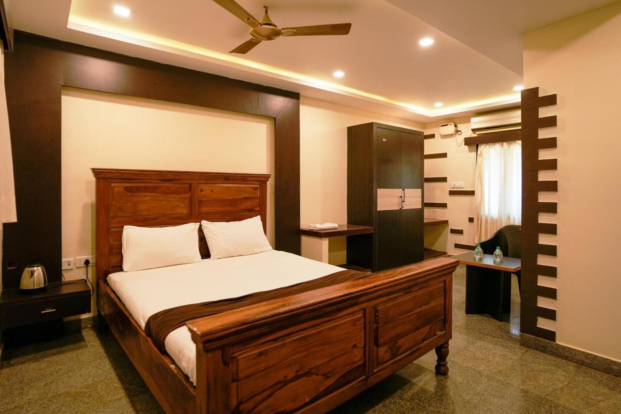 La Courtyard Otel Pondicherry Dış mekan fotoğraf